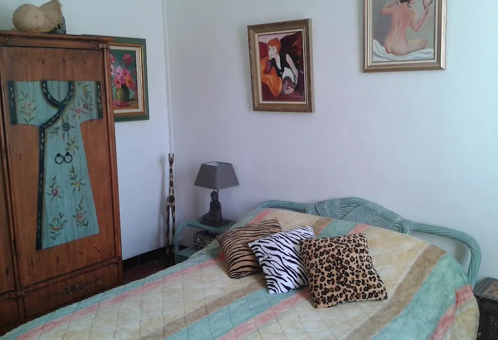 B&B Le Clos des Cigales-1